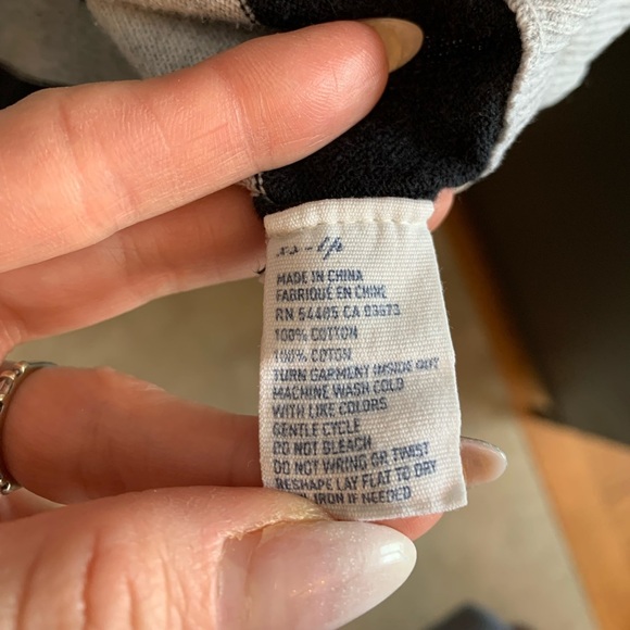 American Eagle Outfitters Crew Neck Sweater - Picture 5 of 5